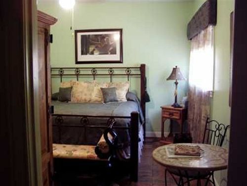 Creekhaven Inn & Spa Wimberley Extérieur photo